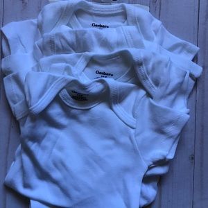 Gerber Cotton Onsies 4 Pack